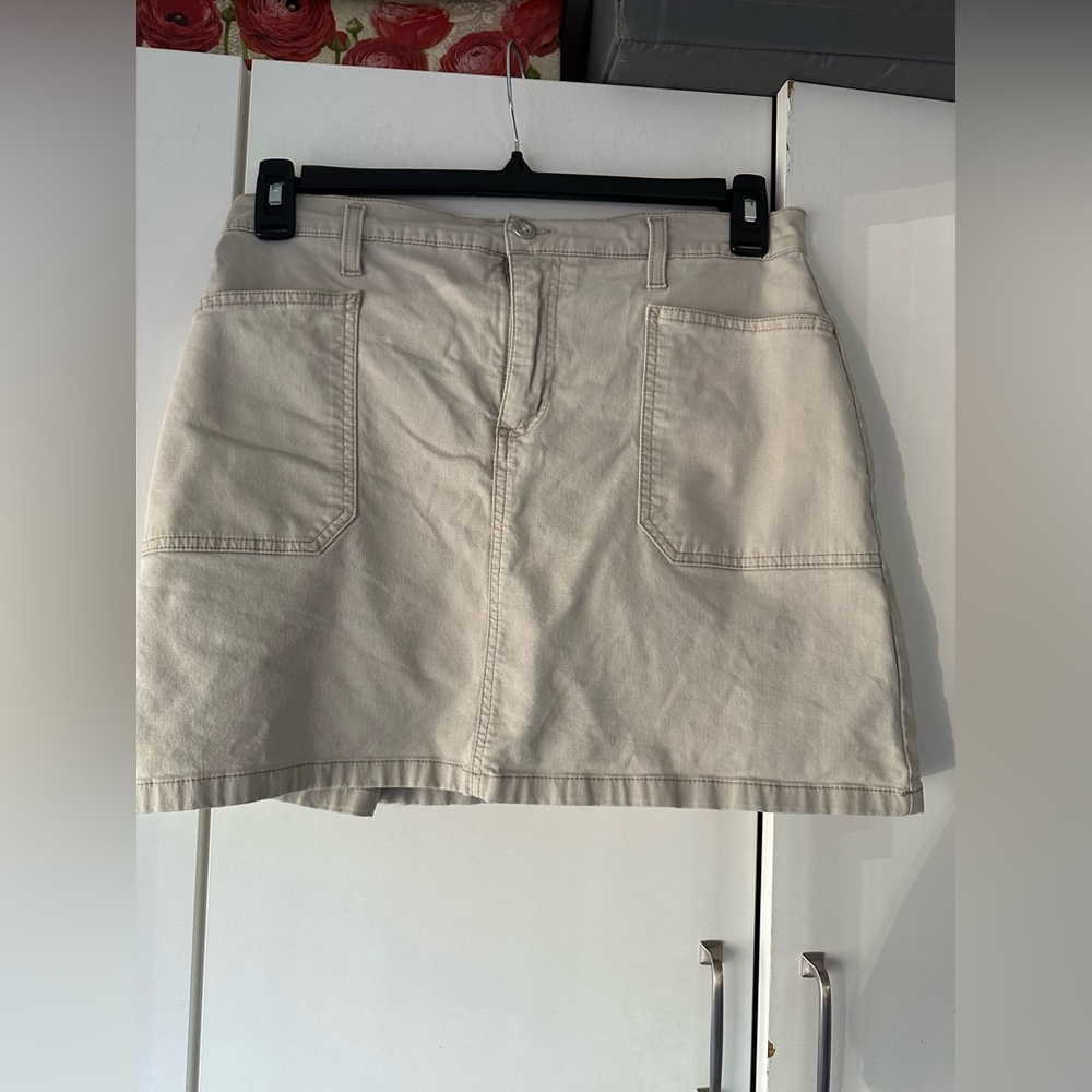 Gloria Vanderbilt Khaki Skort Size 8 31” Waist Cotton Stretch Casual